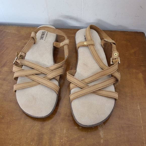 gold prom shoes closed toe